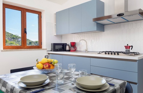 Sant'Agata sui Due Golfi Apartment | Sky Blue Guesthouse