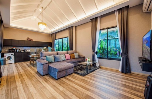 Kao Yai Villa | Sky Blue Pool Villa at Hua Hin 3bedrooms and 4 Bathrooms Near Cha-am Beach