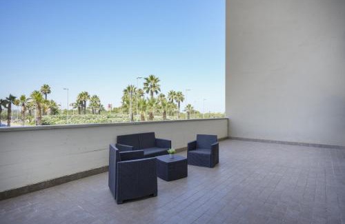 Municipio 5 Apartment | Sky Gate - Red Suite by the Airport