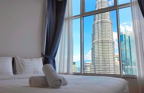 Kuala Lumpur City Centre Apartment | Sky Suites KLCC By Welt