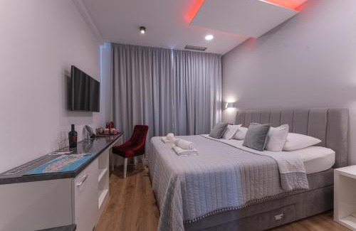 Zadar Bed & Breakfast | Sky & Sun Luxury Rooms with private parking in the garage