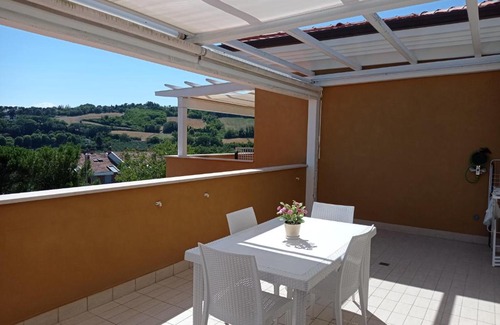 Sirolo Apartment | Skyline