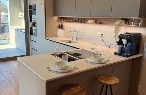 Ljubljana City Centre Apartment | Skyline Penthouse Retreat Luxury in Ljubljana