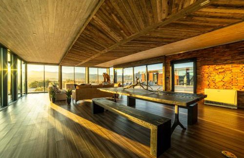 Yucca Valley Villa | Skyline Ranch