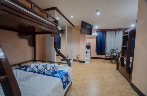Coron Town Proper Hotel | Skylodge Resort