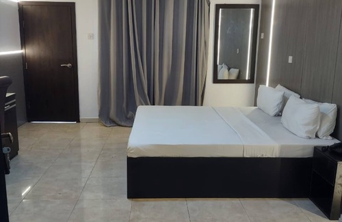 Ojodu Hotel | SkyRock Hotels Ogba