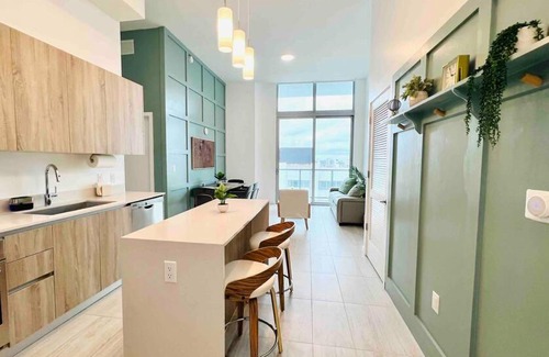 Northeast Miami Apartment | Sleek 2BD 2BA Condo In Miami Design District