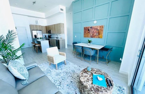 Northeast Miami Apartment | Sleek 2BD 2BA Condo In Miami Design District