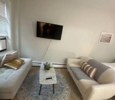 Prudential - St. Botolph Apartment | Sleek Back Bay Studio