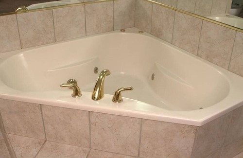 Cheektowaga Hotel | Sleep Inn & Suites Buffalo Airport