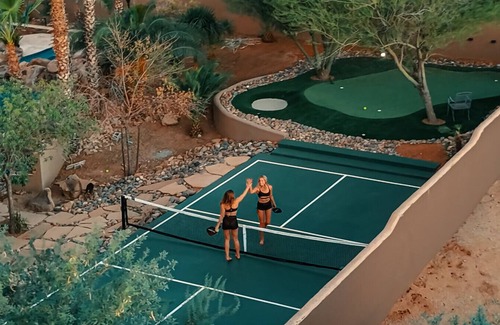 Rio Verde Foothills Apartment | Sleeps 25, Heated Pool and Spa, Pickleball Court
