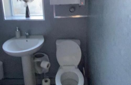Wigan House | Slick Space for a Wigan Stay - Close to M6 JCT 26