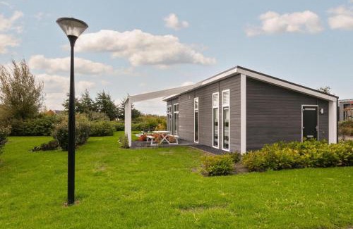 Wemeldinge House | Smaakvol en modern ingericht huis 70