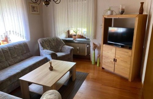 Niederemmel House | Small Moselle house