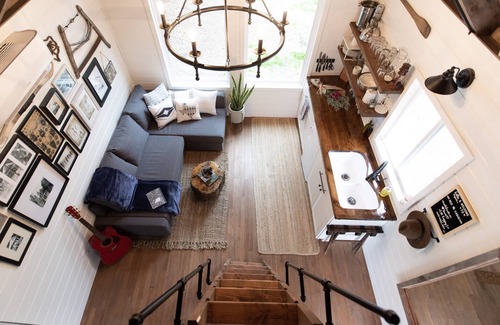 Elmo Cabin | Small Rustic Cabin in the Woods 40 minutes from Dallas