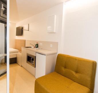 Favoriten Hotel | Smart Nano Living - Wien Hauptbahnhof - self check-in