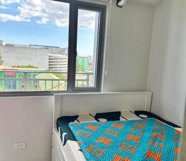 Santo Cristo Apartment | SMDC Grass Residences Tower 4 Bedroom w/Balcony