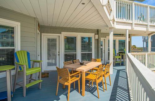 Port Aransas Apartment | Smiling Jacks Escape