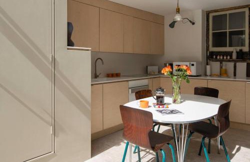 Margate Old Town House | Smugglers Cottage - Unique Old Town Stay
