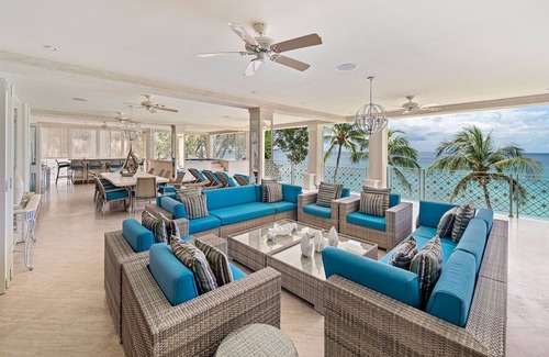 Old Trees Bay Villa | Smugglers Cove 6 (3 bed): Beachfront condo