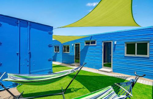 Paradise Valley Village House | Smurf Haus - Luxuriously Small with Resort-like Pool