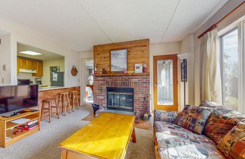 West Dover Apartment | Snow Tree 32A