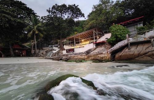Baan Tai Hostel | So Good Haad Rin Hostel