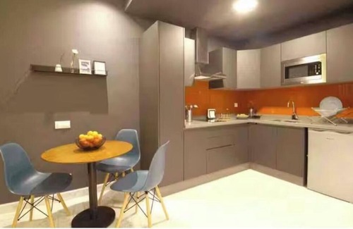 Habbous Quarter Apartment | So Stylish Apartment Hotel Bliving parking and balcony