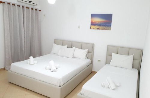 Ksamil Hotel | Soare