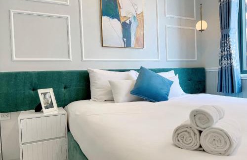 District 1 Apartment | Soho Apt - luxury stay, next to BenThanh market