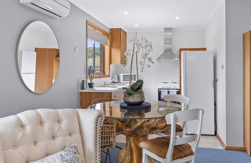 Hobart Central Business District Apartment | SOHO Vibes on Davey