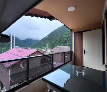 Uzungol Hotel | Solaklı Pansiyon