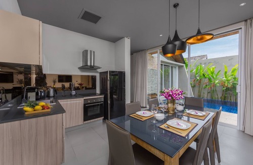 Choeng Thale Villa | Solano Tropical 3BR Pool Villa at Bang Tao