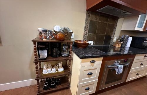 Canmore Apartment | Solara Escape - 2BR Retreat with Pool - Hot Tub - Gym - Spa