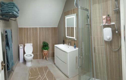 Mountshannon House | Solas na Gealai, entire house, sleeps 8