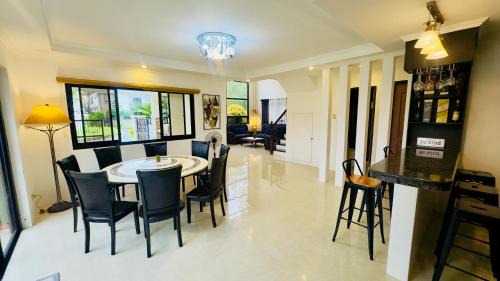 Tagaytay House | Soleil Pines Place Tagaytay