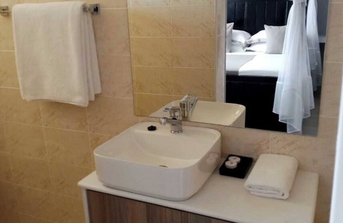 Kisumu Hotel | Somerset Gardens Resort