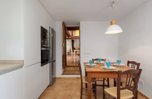 Es Carritxo Ski Chalet | Son Esquerrà - Two Bedroom Chalet, Sleeps 4