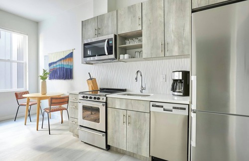 Highland Apartment | Sonder by Marriott Bonvoy Zuni Apartments LoHi
