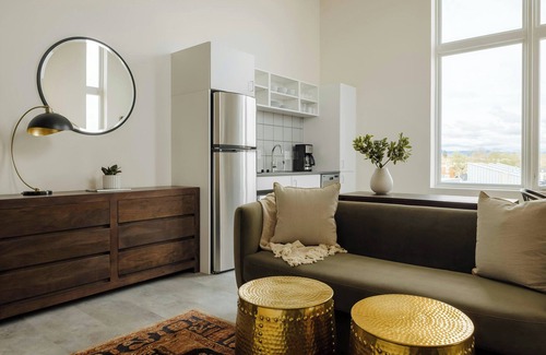Highland Apartment | Sonder by Marriott Bonvoy The Artesian Apartments LoHi