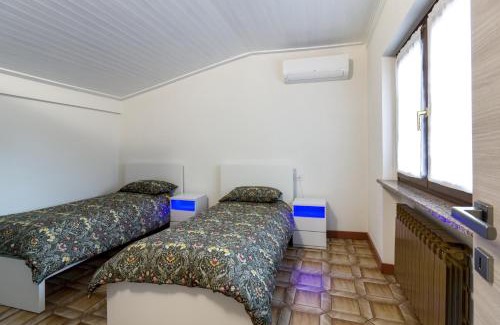 Pont-Saint-Martin House | Sonia Holiday Home - Depandance Kevin