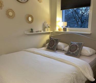 Schoeneberg Apartment | Sonnenblick Apt in Schöneberg - nähe Ku'damm