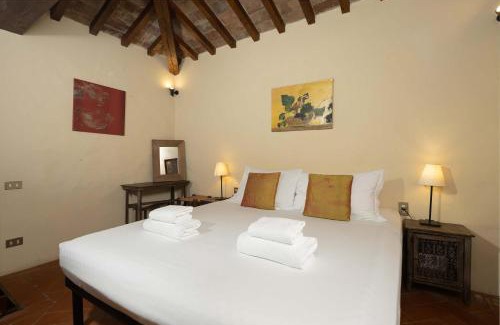 Arcetri Apartment | Sophisticated 1BR Apartment in Florence countryside