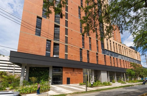 San Diego Apartment | Sophisticated 1BR Apt - Cowork +Hot Tub in Poblado