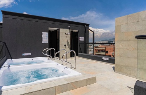 San Diego Apartment | Sophisticated 1BR Apt - Cowork +Hot Tub in Poblado