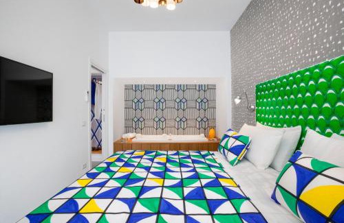 Sorrento City Centre Apartment | SorrentoVibes - Luxury Design Home & Jacuzzi in Heart of Sorrento