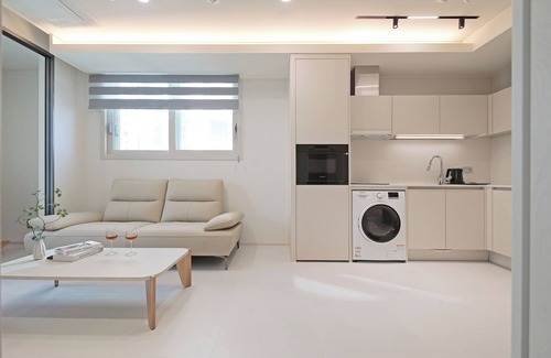 Busanjin Hotel | SOTA SUITE Busan Seomyeon
