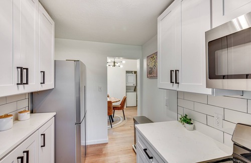 Near Northwest House | South Bend Stay Close to Notre Dame!