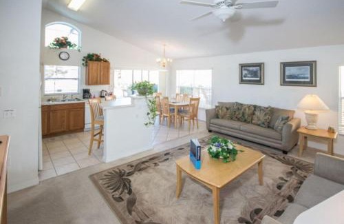 Haines City House | Southern Dunes Villa Vacation Home