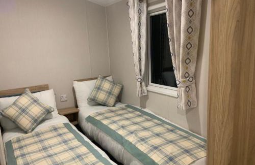 Skegness Resort | Southview Holiday Park, Deluxe Caravan